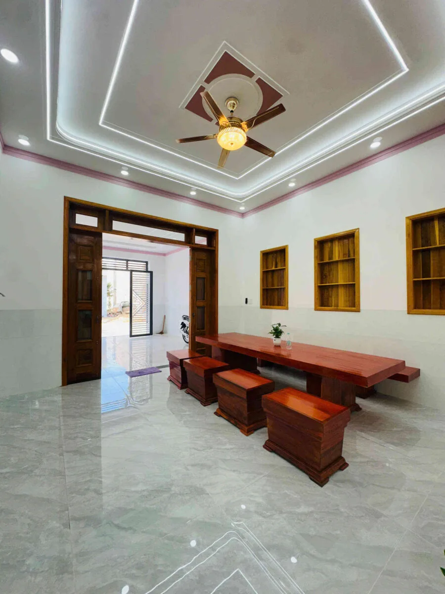 Bán nhà mới 1T1L 5x20m, đường N3 KDC Hội Nghĩa p. Bình Cơ