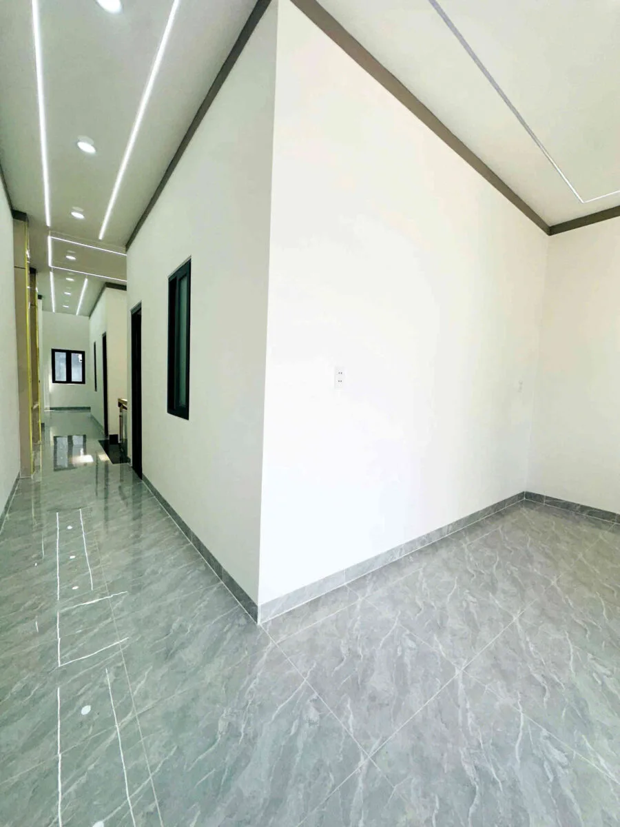 Bán nhà mới 1T1L 5x20m, đường N3 KDC Hội Nghĩa, full nội thất