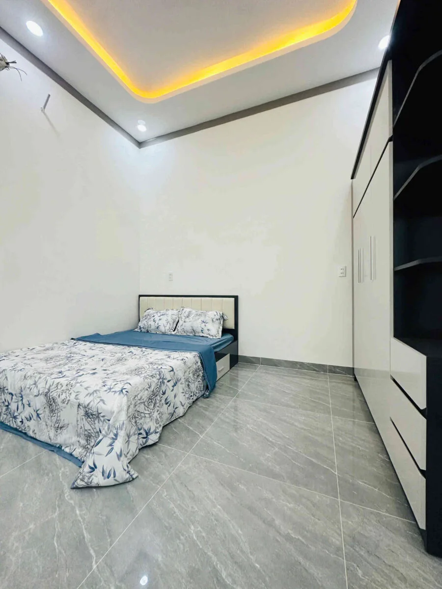 Bán nhà mới 1T1L 5x20m, đường N3 KDC Hội Nghĩa, full nội thất