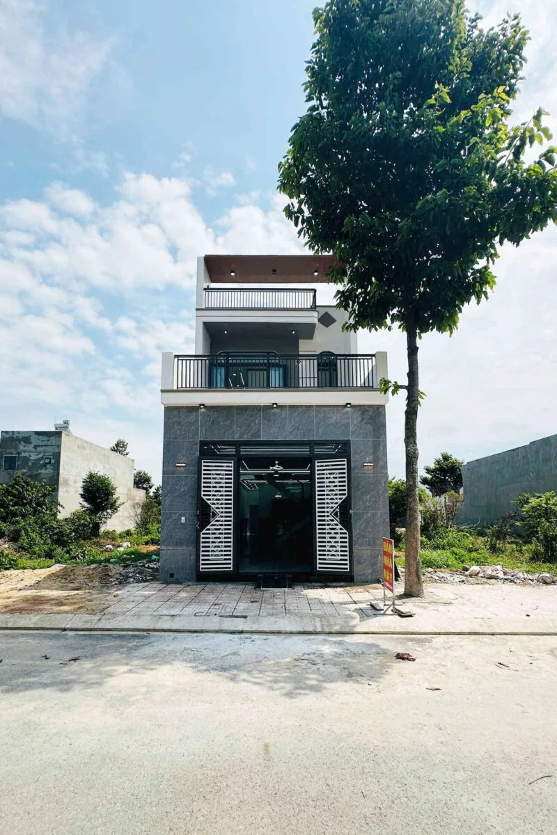 Bán nhà mới 1T1L 5x20m, đường N3 KDC Hội Nghĩa, full nội thất