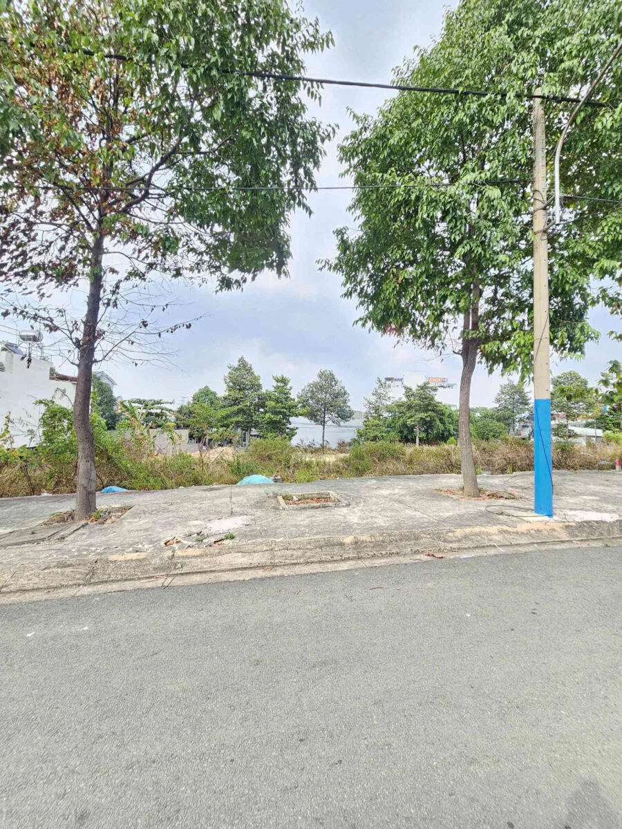 Bán đất 4.3x23m, mặt tiền Huỳnh Thị Tươi gần trường cấp 1,2,3 (Thổ cư 100%)