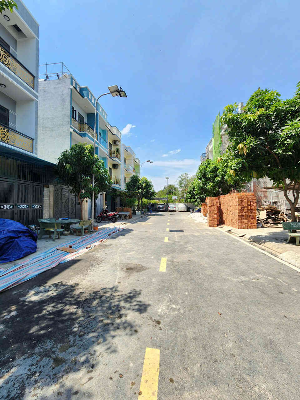 Bán nhà mới (đang xây) 1T2L 4x15m, đường số 2 KDC Trường An (Không vướng tủ điện)