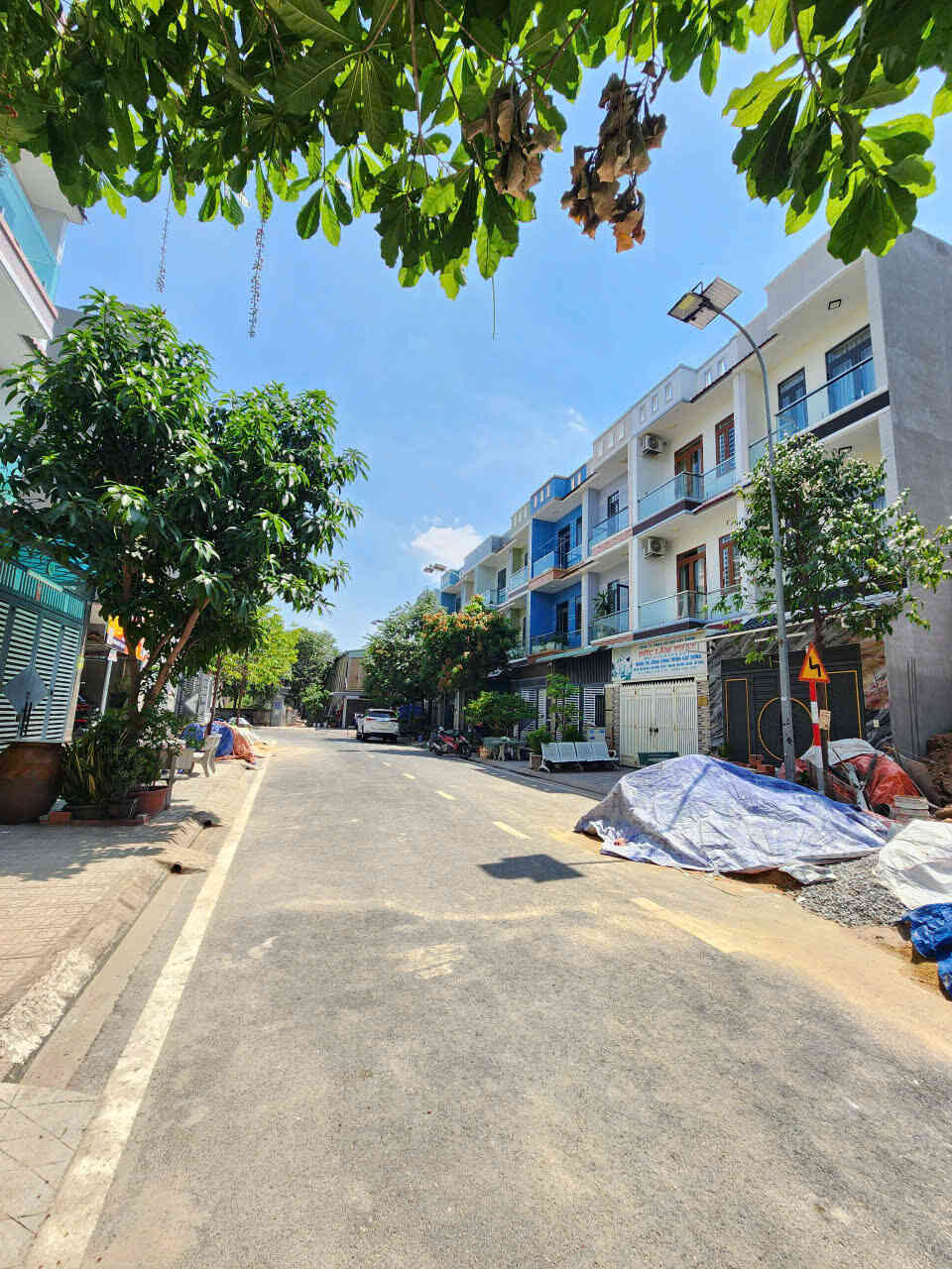 Bán nhà mới (đang xây) 1T2L 4x15m, đường số 2 KDC Trường An (Không vướng tủ điện)