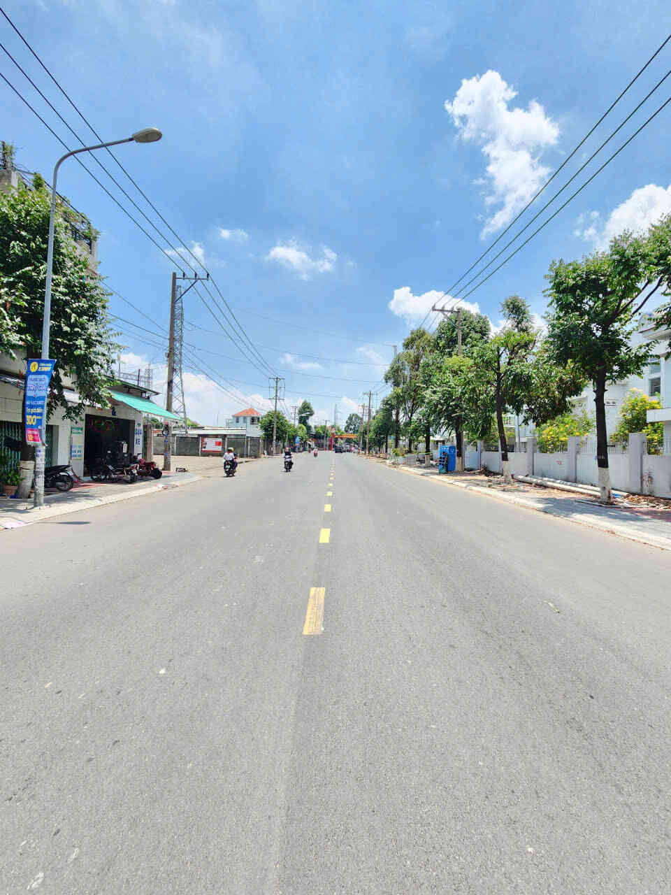 Bán nhà 1T1L 4.5x20m, mặt tiền Hai Bà Trưng p. Tân Đông Hiệp gần TTYT Dĩ An