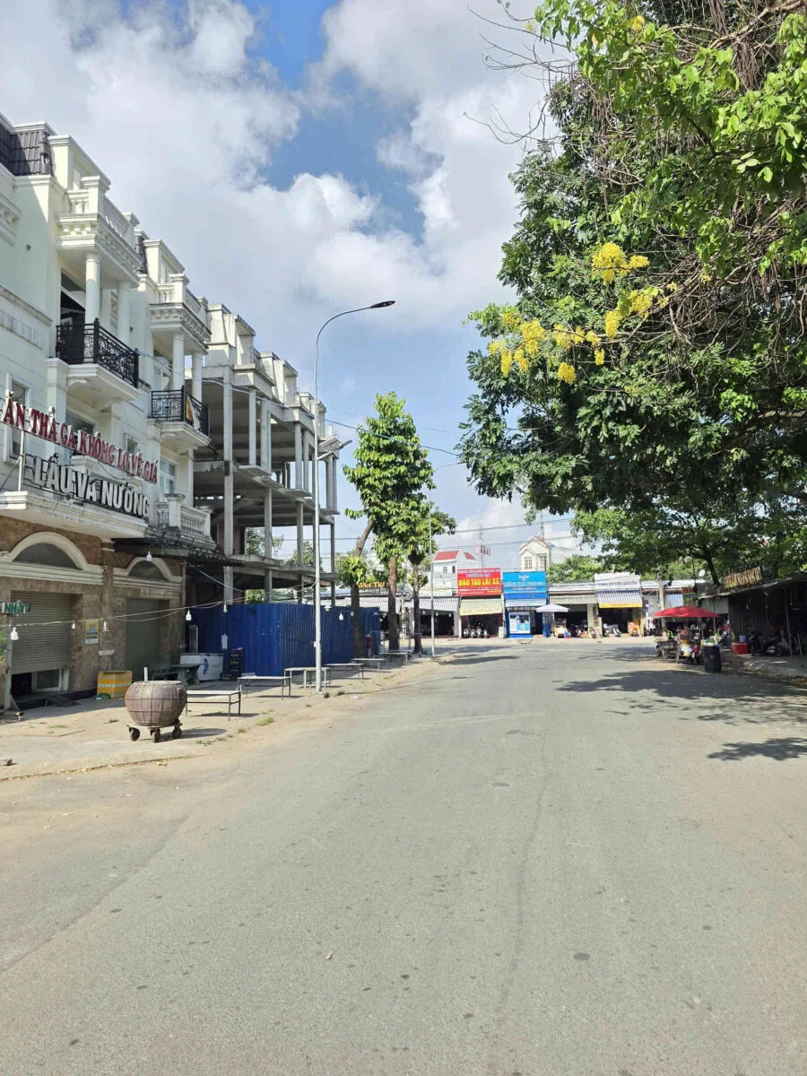 Bán nhà mới 1T2L 5x15m, đường số 5 KDC Icon Central (Hoàn công, kinh doanh tốt)