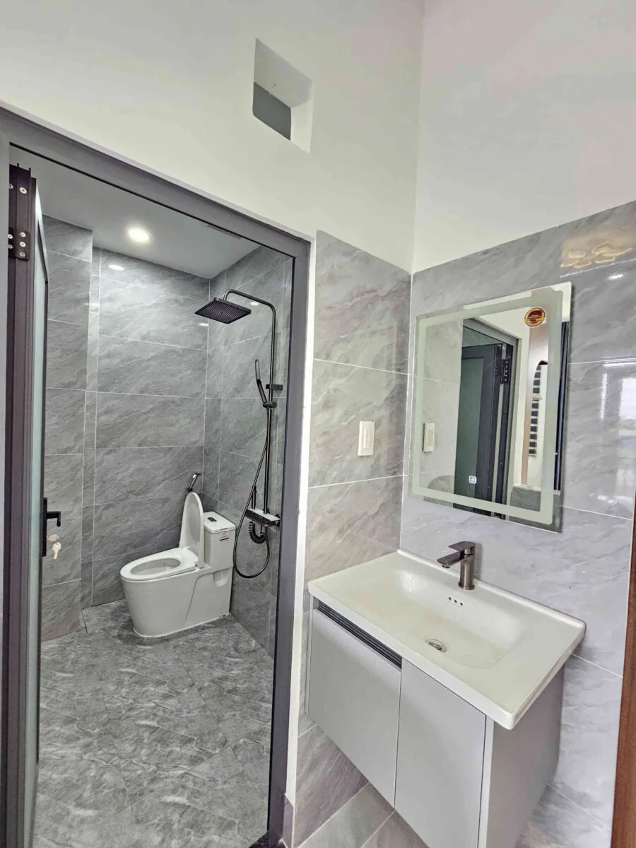 Bán nhà mới 1T2L 4×16.5m, đường D1 KDC Lê Phong An Phú 3 p. An Phú, full nội thất