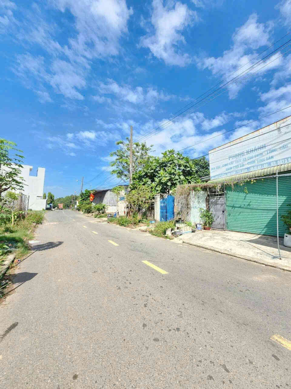Bán đất 4.3×17.3m, mặt tiền Tân Hiệp gần chợ Phú An