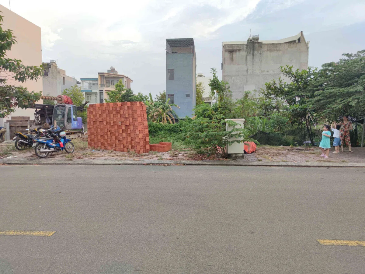 Bán đất 5x25m, đường N4 KDC Phú Hồng Thịnh 6 (Trục chính)
