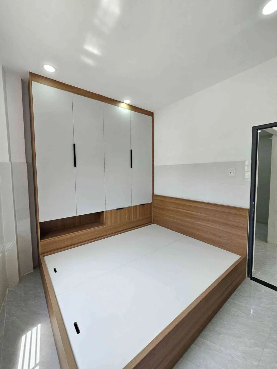 Bán nhà mới 1T1L 5.6x9m, hẻm Nguyễn Tri Phương, tặng nội thất (Thổ cư 100%)
