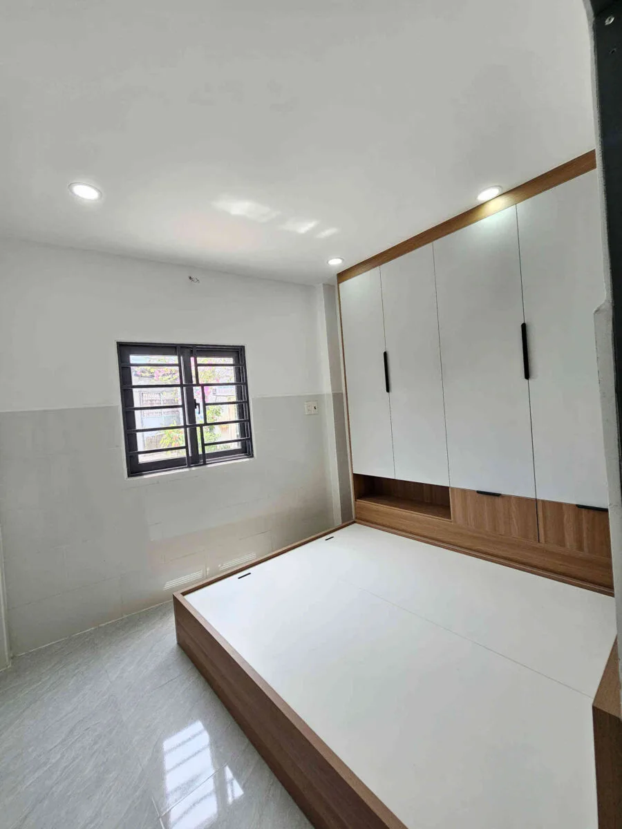 Bán nhà mới 1T1L 5.6x9m, hẻm Nguyễn Tri Phương, tặng nội thất (Thổ cư 100%)
