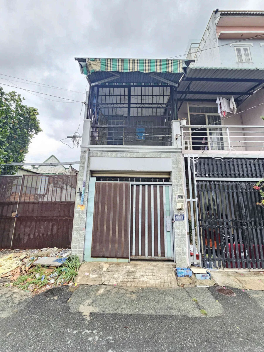 Bán nhà 1T1L 3x9m, mặt tiền Hà Huy Giáp gần sân vận động Dĩ An