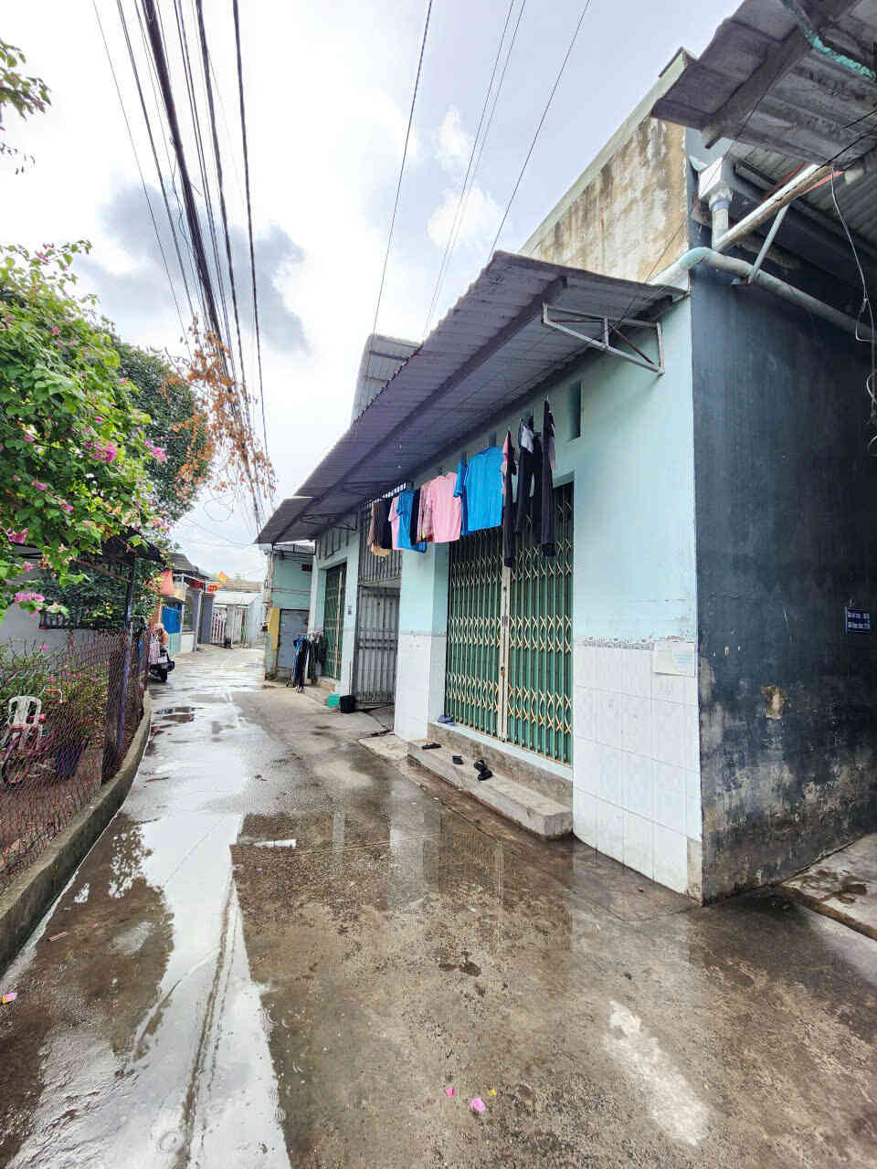 Bán dãy trọ 5×24.5m, hẻm Bình Chuẩn 17 gần chợ Bình Chuẩn, thu 8tr/th