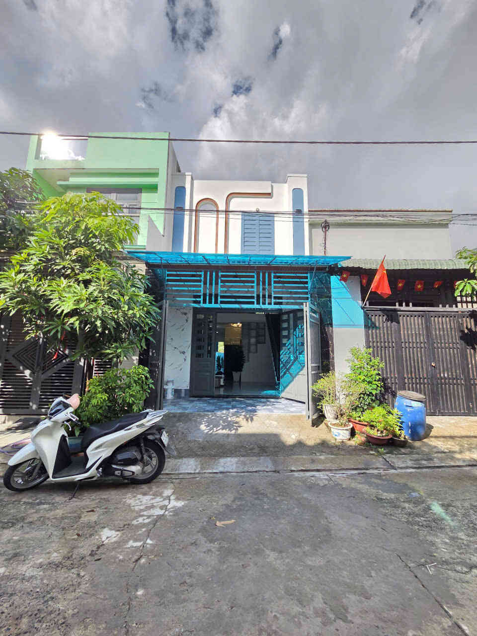 Bán nhà mới 1T1L 4.55x13.2m, KDC Hố Lang p.Tân Bình, full nội thất