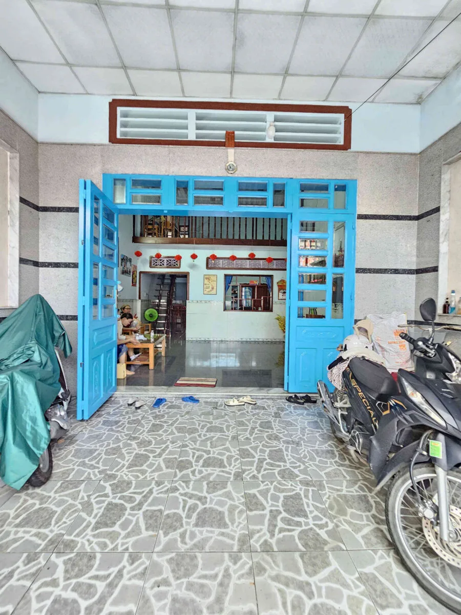 Bán nhà cấp 4 (5.3×17.2m), mặt tiền Phan Đăng Lưu gần Vincom 550 (Thổ cư 100%)