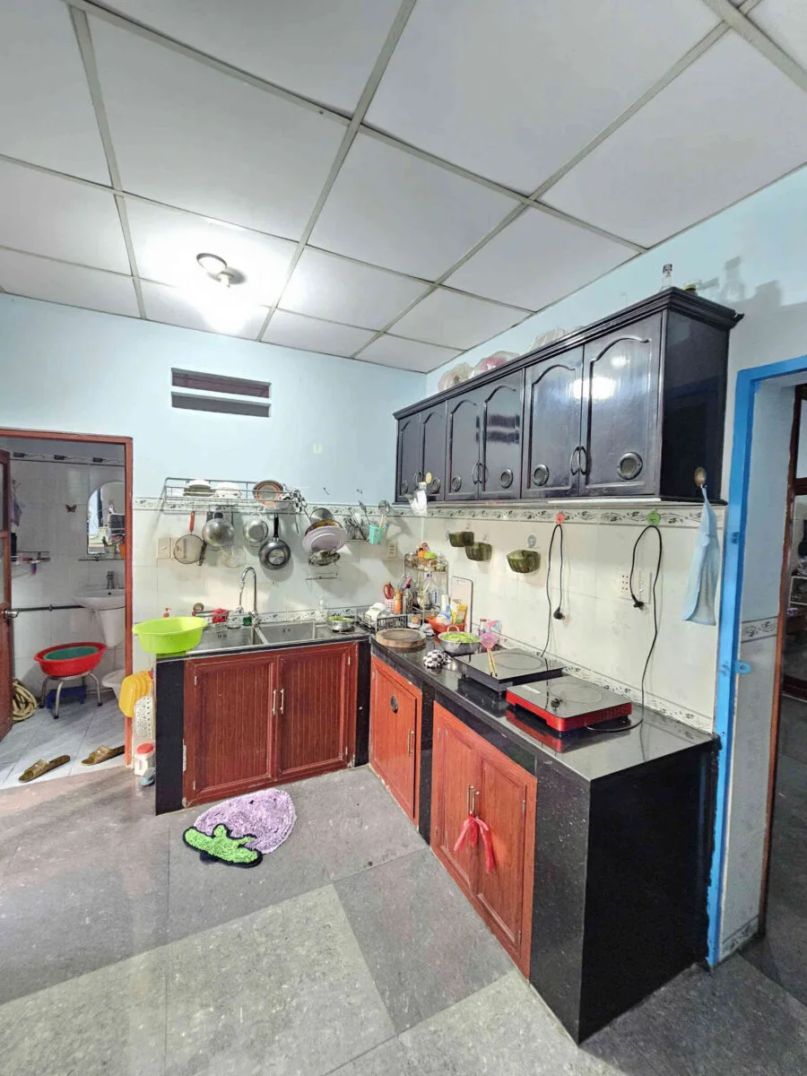 Bán nhà cấp 4 (5.3×17.2m), mặt tiền Phan Đăng Lưu gần Vincom 550 (Thổ cư 100%)