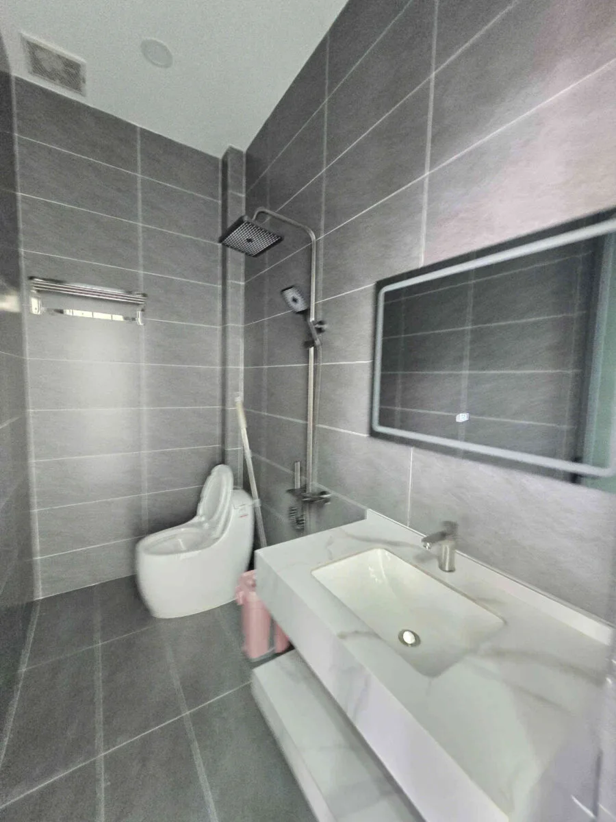Bán căn góc mới 1T2L 7x15m, đường số 2 KDC Thái Bình Dương P.Tân Hiệp, full nội thất