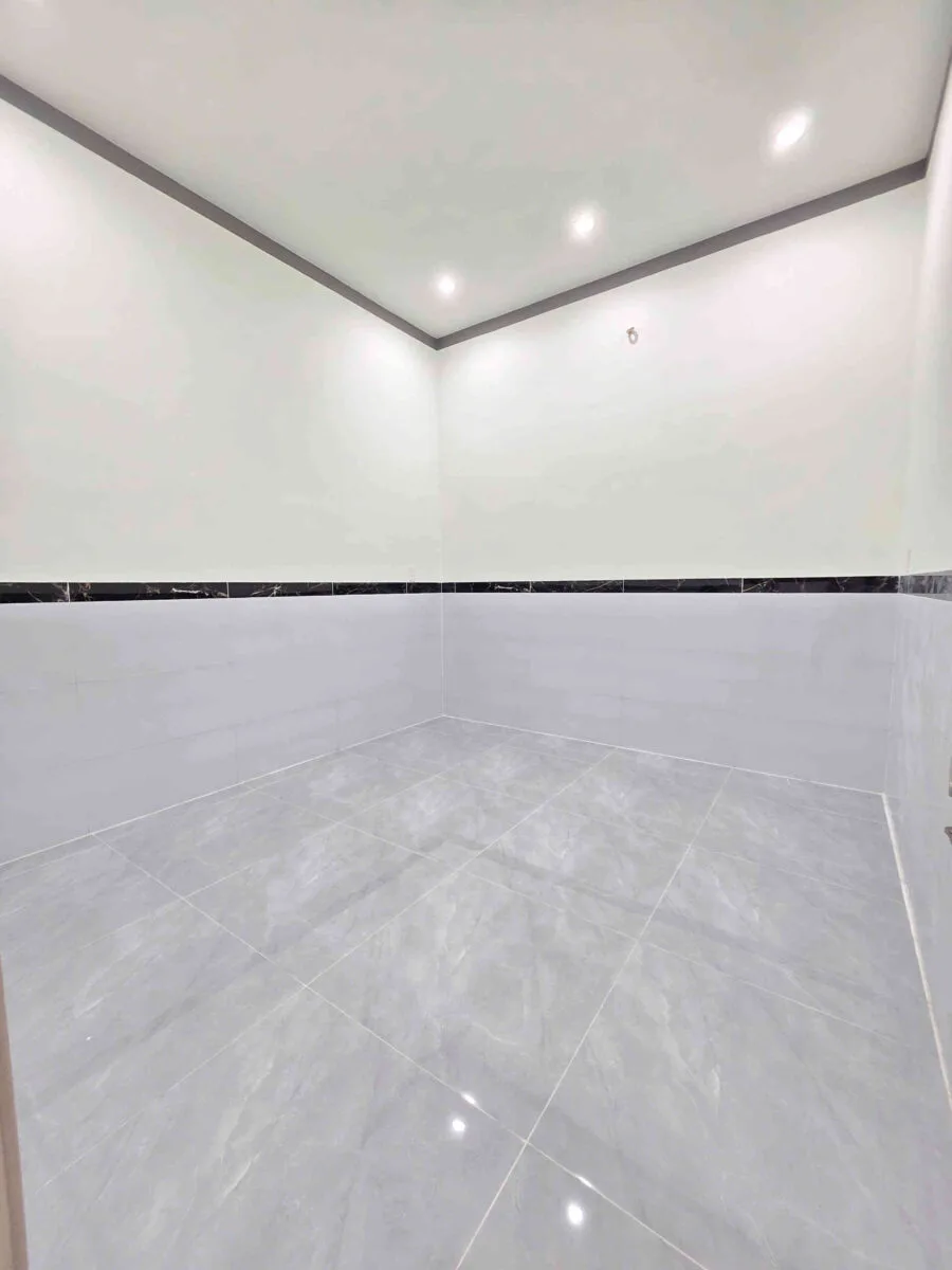 Bán nhà cấp 4 (5.8×21.5m), hẻm Nguyễn Ái Quốc p. Trung Dũng