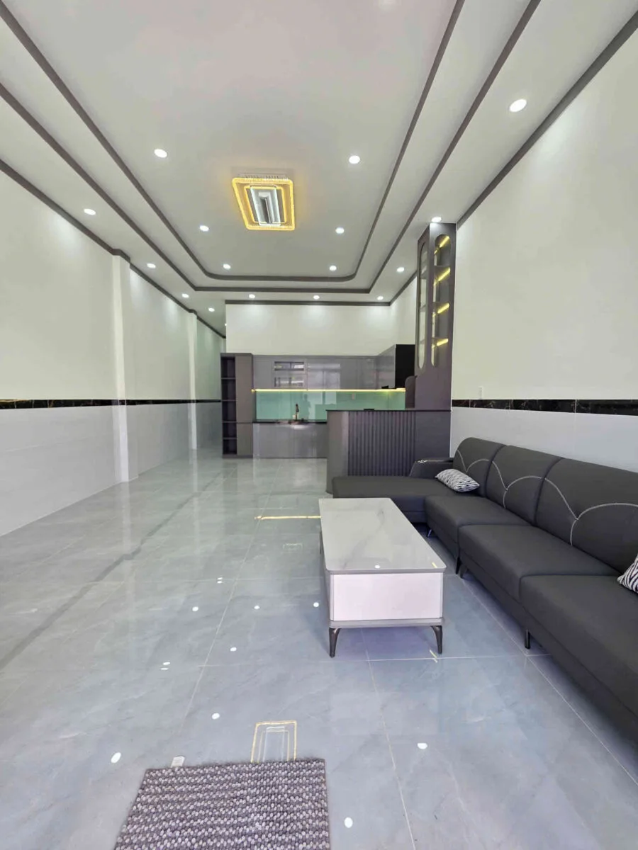 Bán nhà cấp 4 (5.8×21.5m), hẻm Nguyễn Ái Quốc p. Trung Dũng