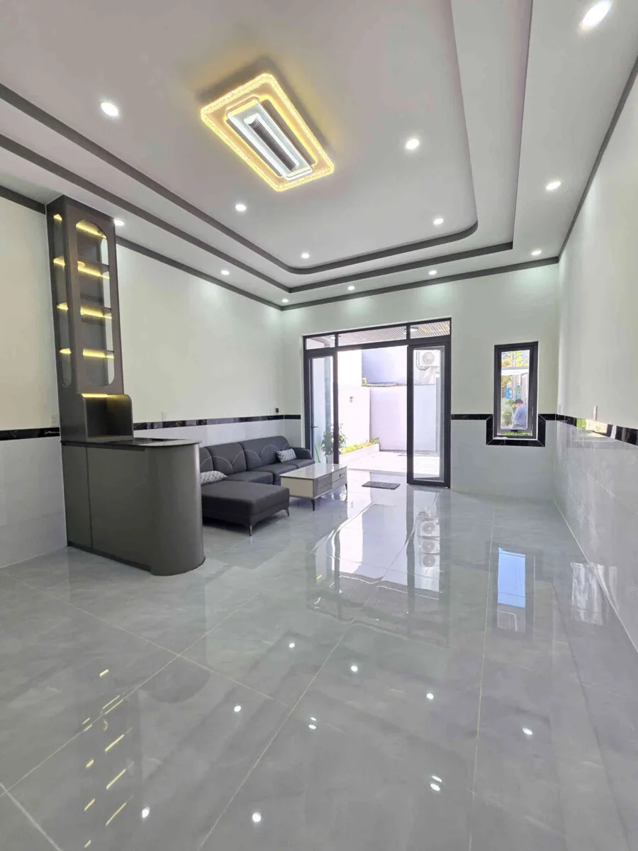 Bán nhà cấp 4 (5.8×21.5m), hẻm Nguyễn Ái Quốc p. Trung Dũng