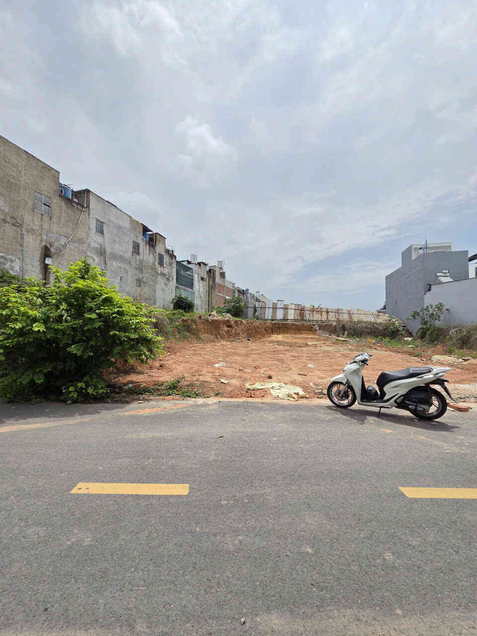 Bán đất 4.5x29m, hẻm Nguyễn Thị Tươi p. Tân Đông Hiệp