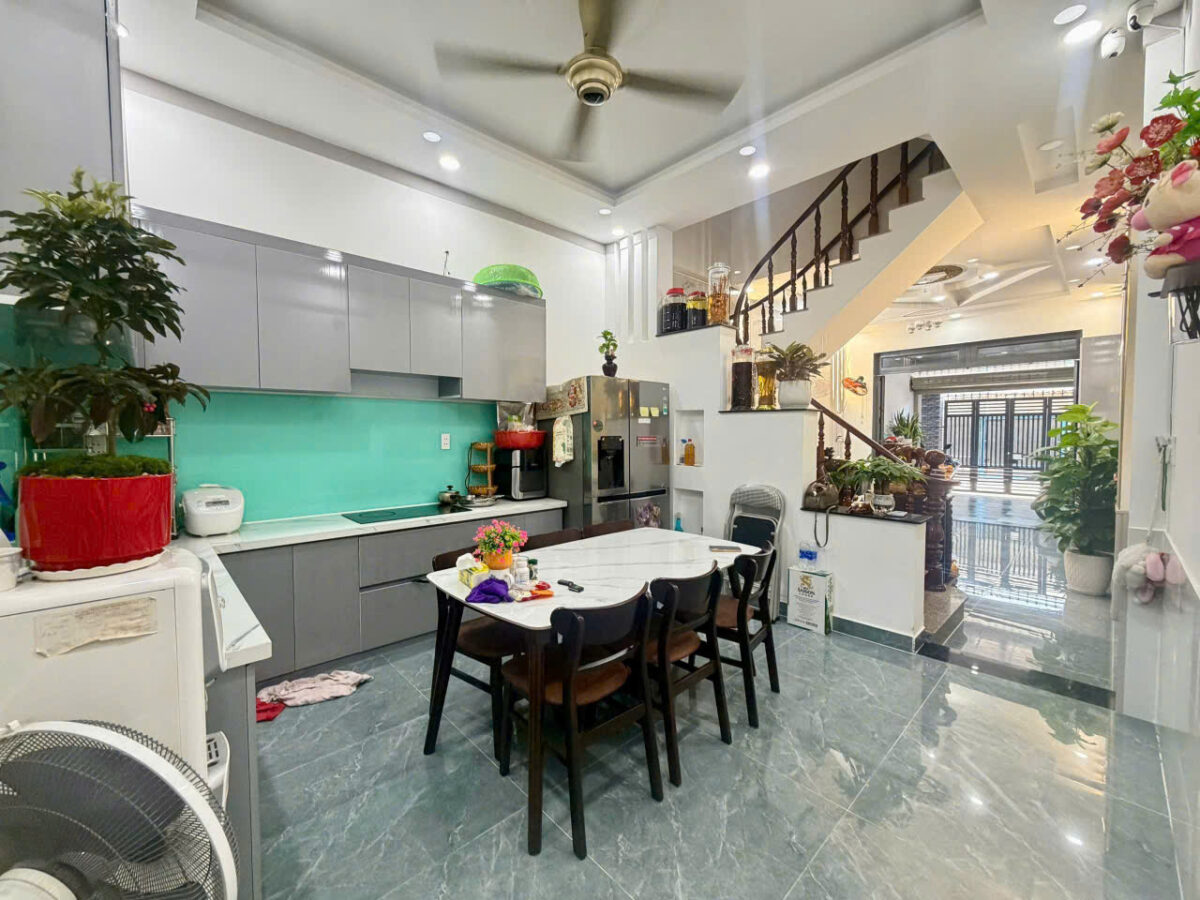 Bán nhà 1T1L 4x18m, hẻm Vũng Việt gần chợ Tân Long