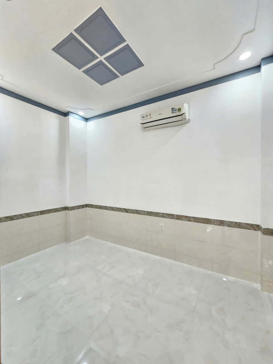 Bán nhà mới 1T1L 4x16m hoàn công, hẻm Nguyễn Thị Tồn p. Hóa An, full nội thất