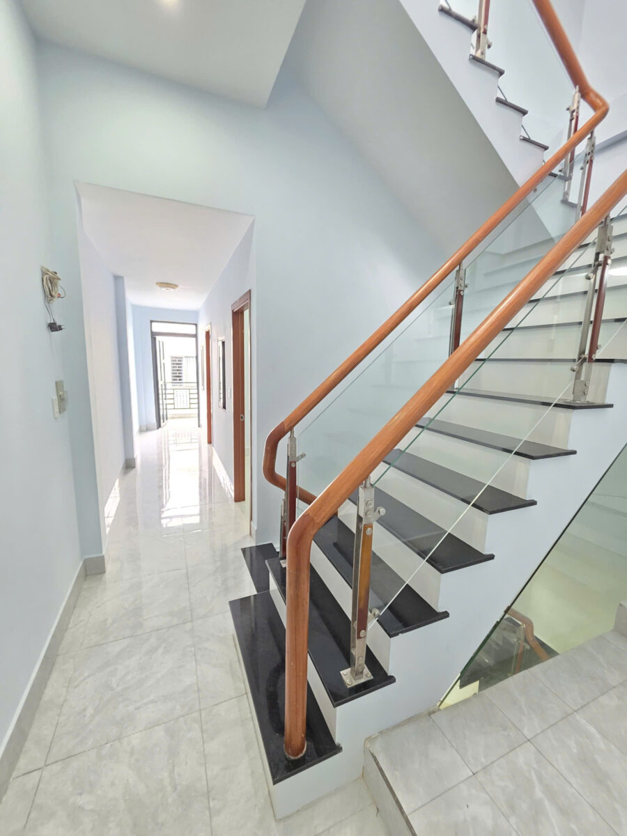 Bán nhà mới 1T2L 5.2x15m, hẻm Bình Hòa 3 p. Bình Hòa, full nội thất