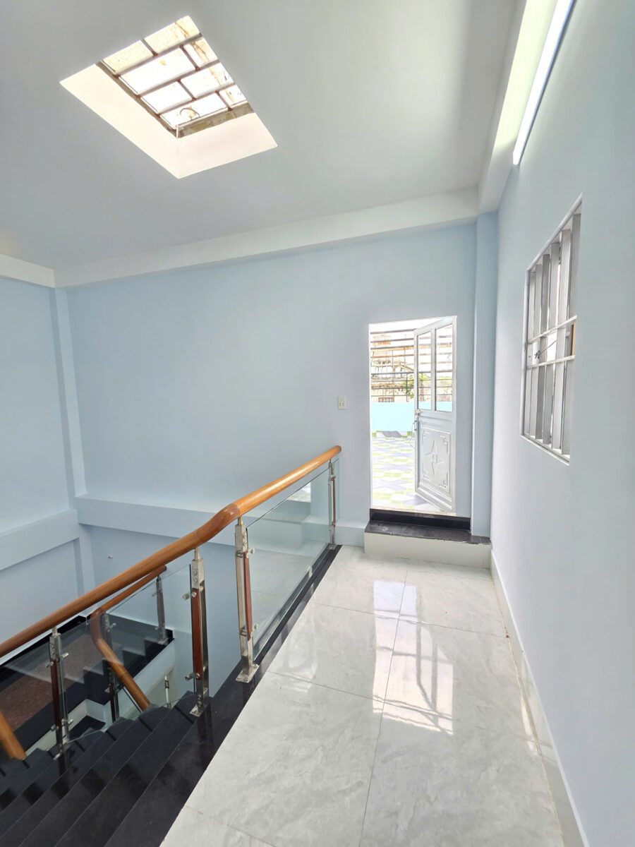 Bán nhà mới 1T2L 5.2x15m, hẻm Bình Hòa 3 p. Bình Hòa, full nội thất