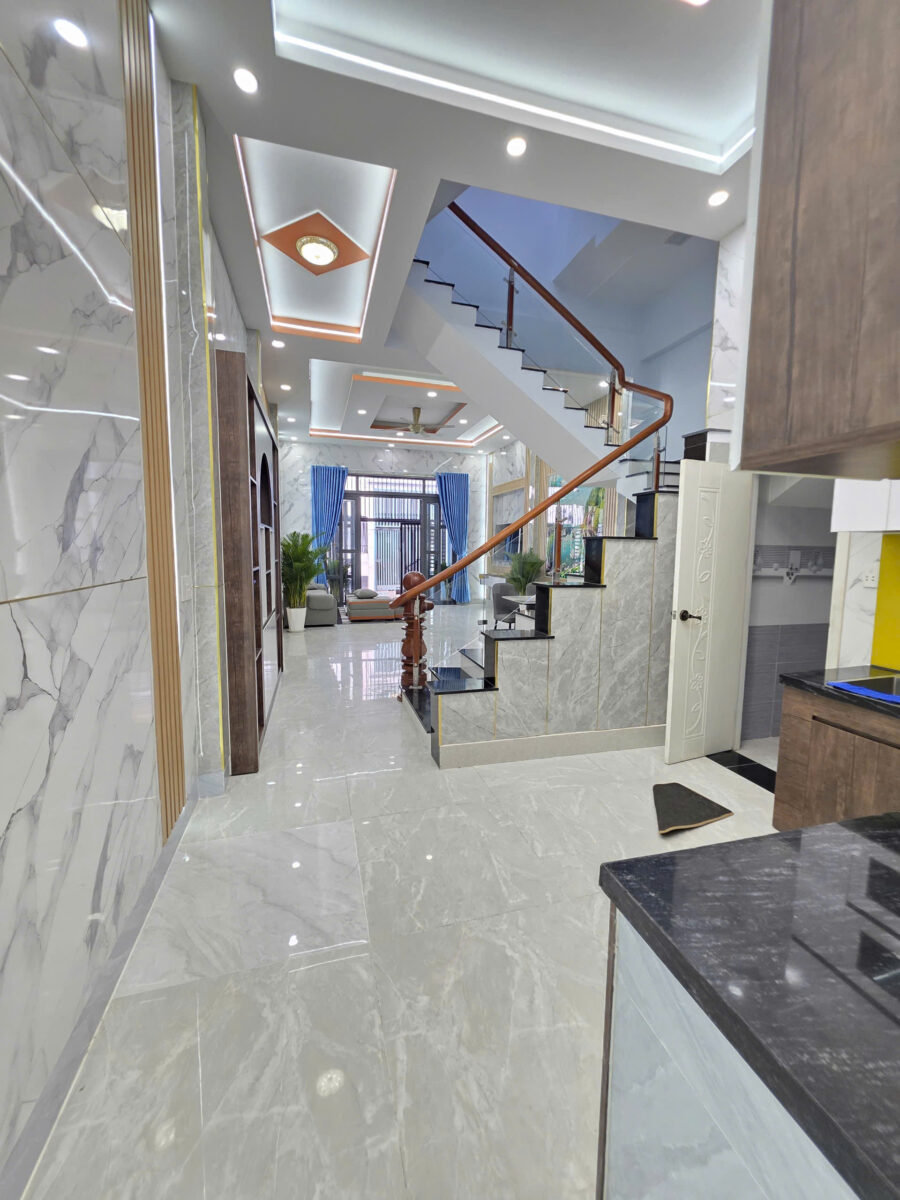 Bán nhà mới 1T2L 5.2x15m, hẻm Bình Hòa 3 p. Bình Hòa, full nội thất