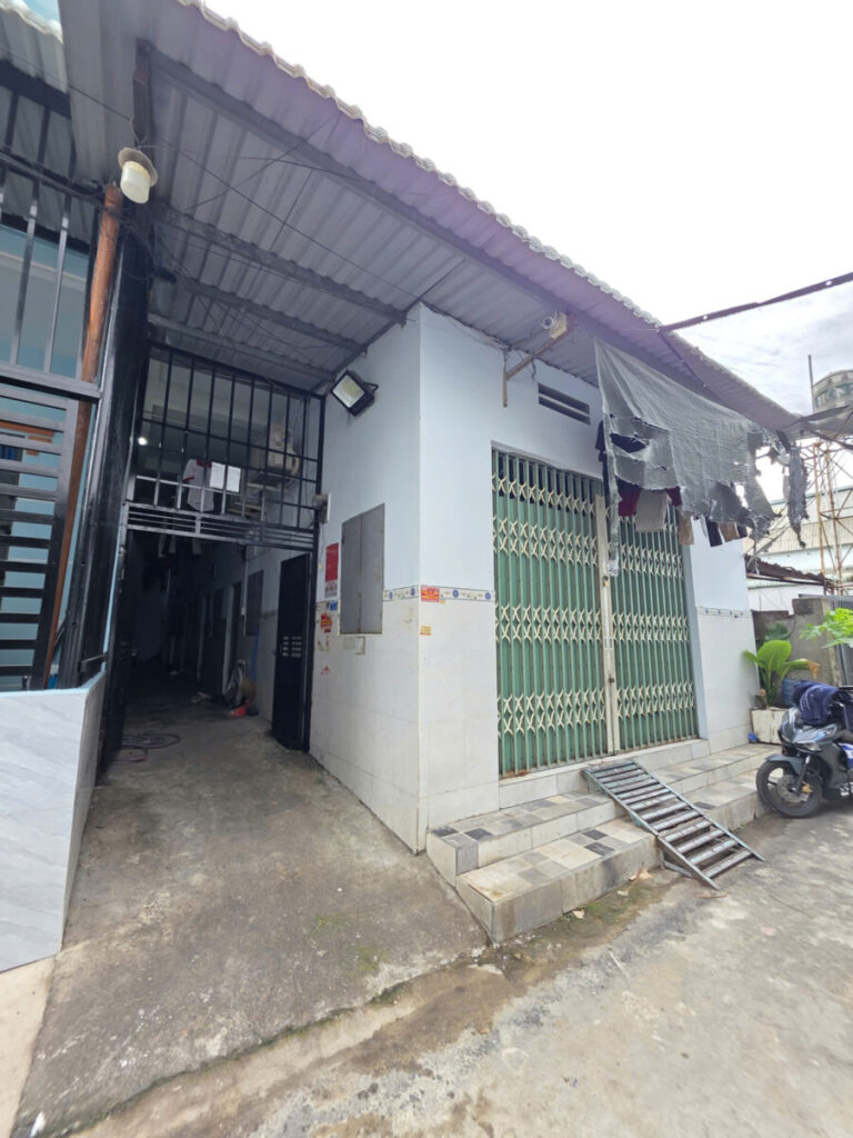 Bán dãy trọ 6.7x15m, hẻm Bình Hòa 3 p. Bình Hòa, đang thu 14tr/th