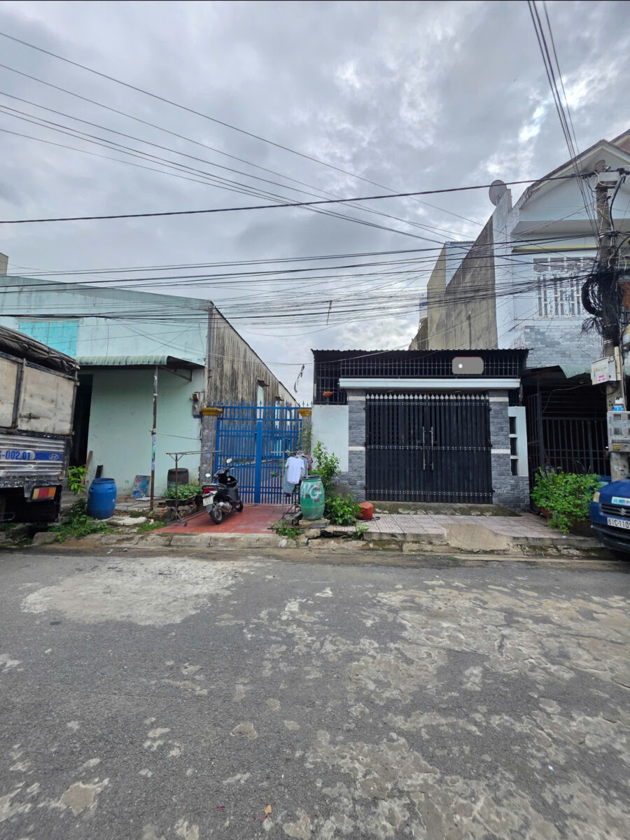 Bán nhà cấp 4 (5x26.5m), đường N20 KDC Bình Đáng p.Bình Hòa