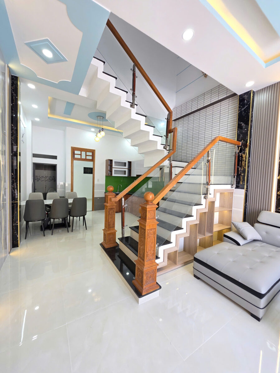 Bán nhà mới 1T1L 4.5x18m hoàn công, hẻm Bùi Hữu Nghĩa p. Tân Hạnh, full nội thất