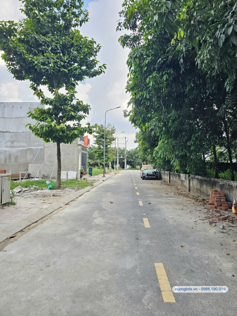Bán nhà mới 1T1L 5x20m, đường D4 KDC Hội Nghĩa, full nội thất (không vướng cống, tủ điện)