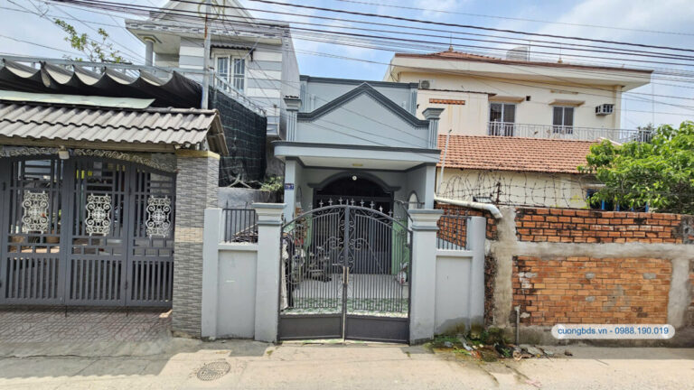 Bán nhà cấp 4 (4x20m), mặt tiền Lái Thiêu 25 gần sân Golt Sông Bé