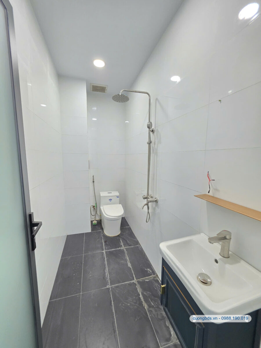 Bán nhà 1T2L 5.3×24.5m hoàn công, mặt tiền đường 22 tháng 12 (Thổ cư 100%)