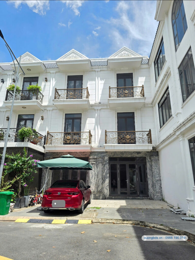 Bán nhà mới 1T2L 4.6x20m, đường D2 KDC Đông Hưng gần chợ Dĩ An 1 (Hoàn công)