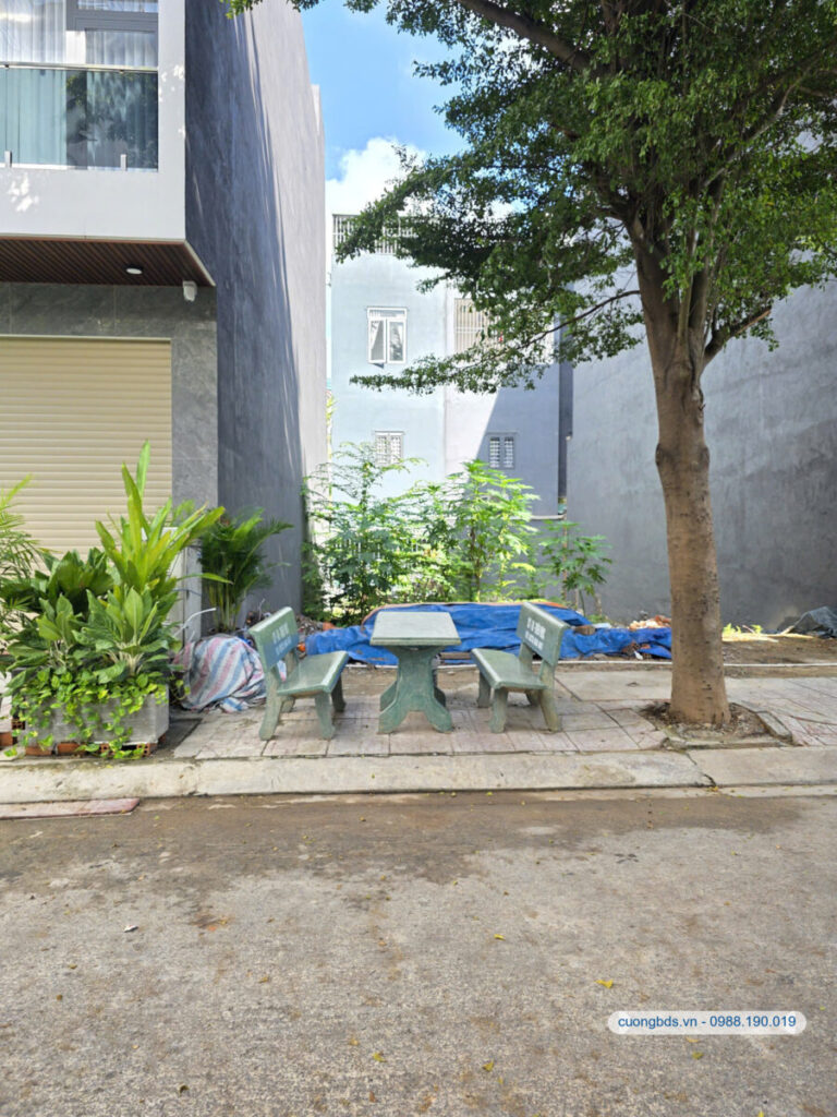 Bán đất 4x18m, đường D5 KDC Phú Hồng Khang (Giá rẻ, không vướng cống, tủ điện)