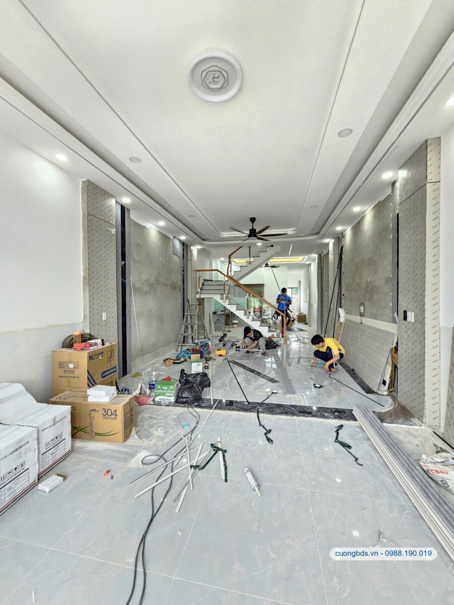 Bán nhà mới 1T1L 5x20m, đường D1 KDC Hội nghĩa, full nội thất (Không vướng cống, tủ điện)