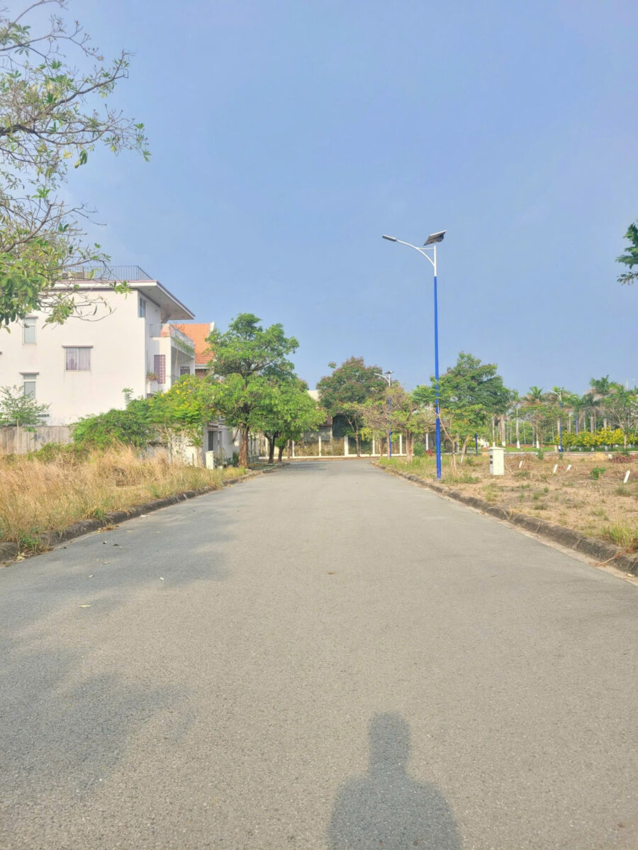 Bán đất biệt thự 15x20m, đường N6 KDC Bình Nguyên kế làng đại học (Giá rẻ)