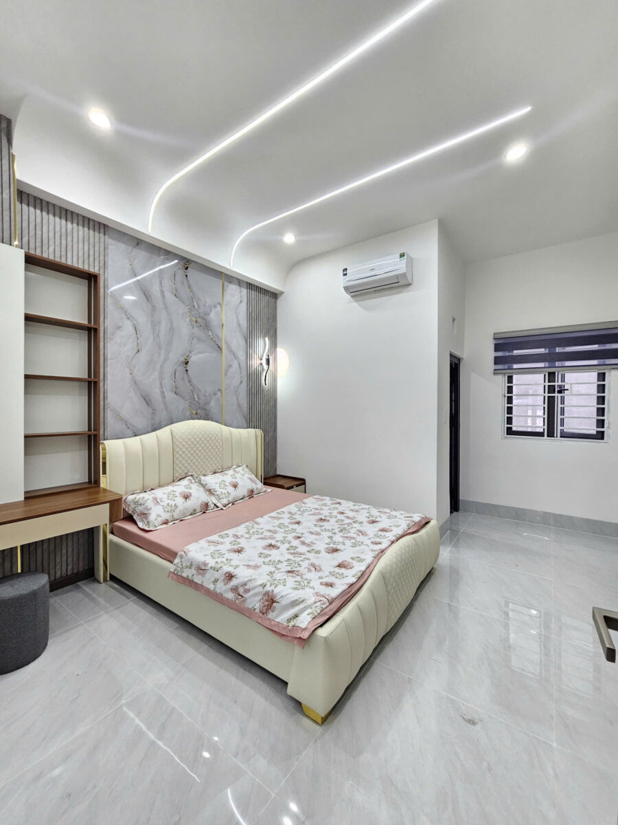 Bán nhà mới 1T2L 4x15m, đường D3 KDC Phú Hồng Đạt, full nội thất (Hoàn công)