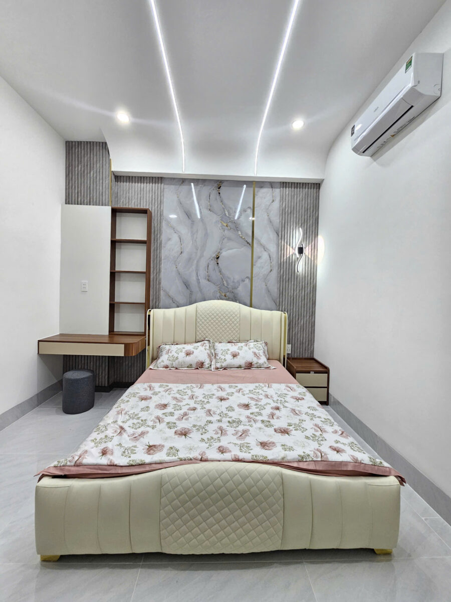 Bán nhà mới 1T2L 4x15m, đường D3 KDC Phú Hồng Đạt, full nội thất (Hoàn công)