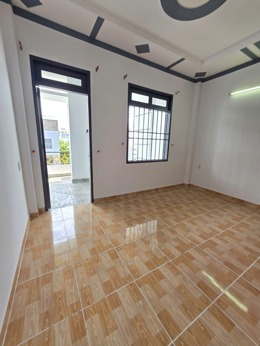 Bán nhà 1T2L 4.5x14m, đường D2 KDC Phú Hồng Thịnh 6 (Không vướng tụ điện)