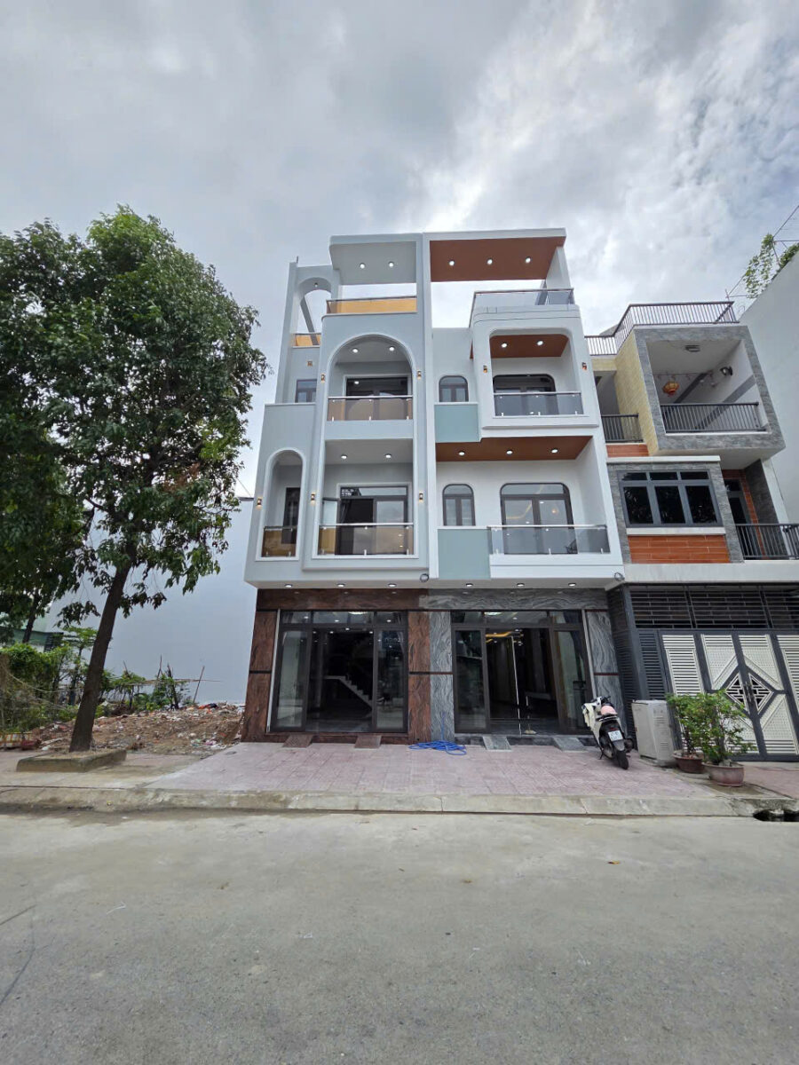 Bán nhà mới 1T2L 4.5x18.5m hoàn công, đường số 4 KDC Thanh Bình p. Bình Hòa
