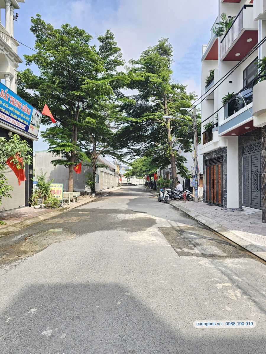 Bán nhà mới 1T1L 4x18m, đường số 1 KDC Phú Hồng Thịnh 3, full nội thất (Hoàn công)
