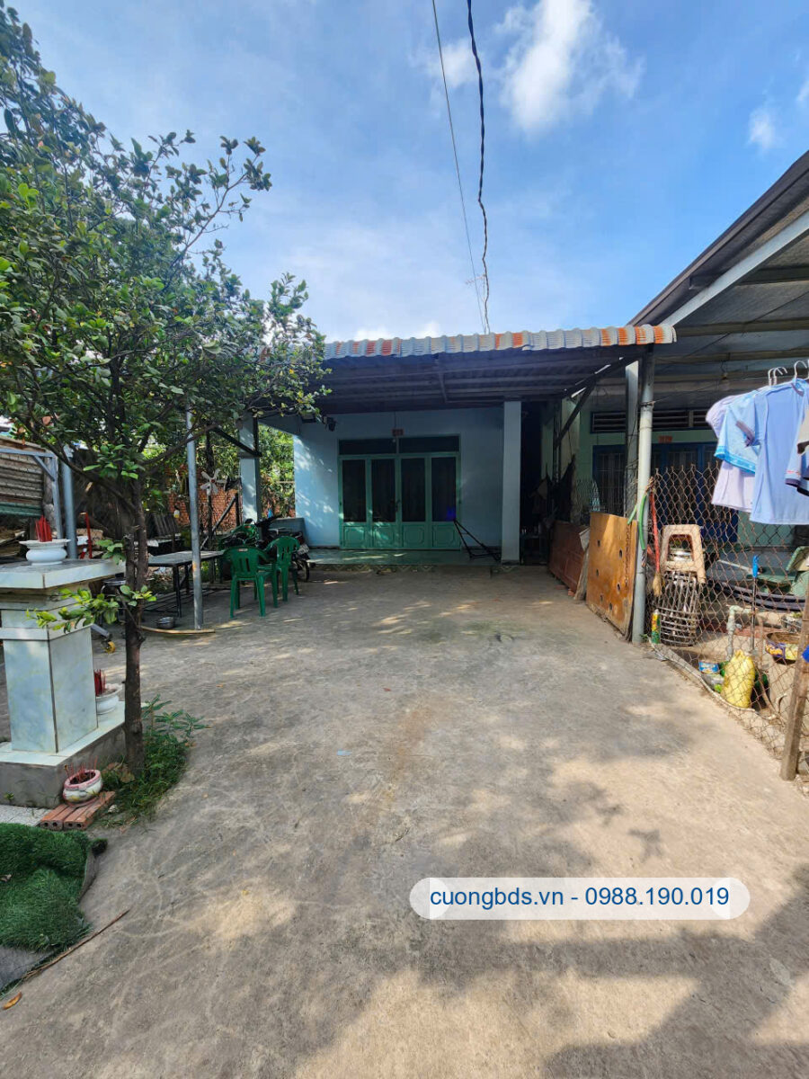 Bán nhà cấp 4 (5.6x33m), hẻm Lý Tự Trọng p. Bình Chuẩn
