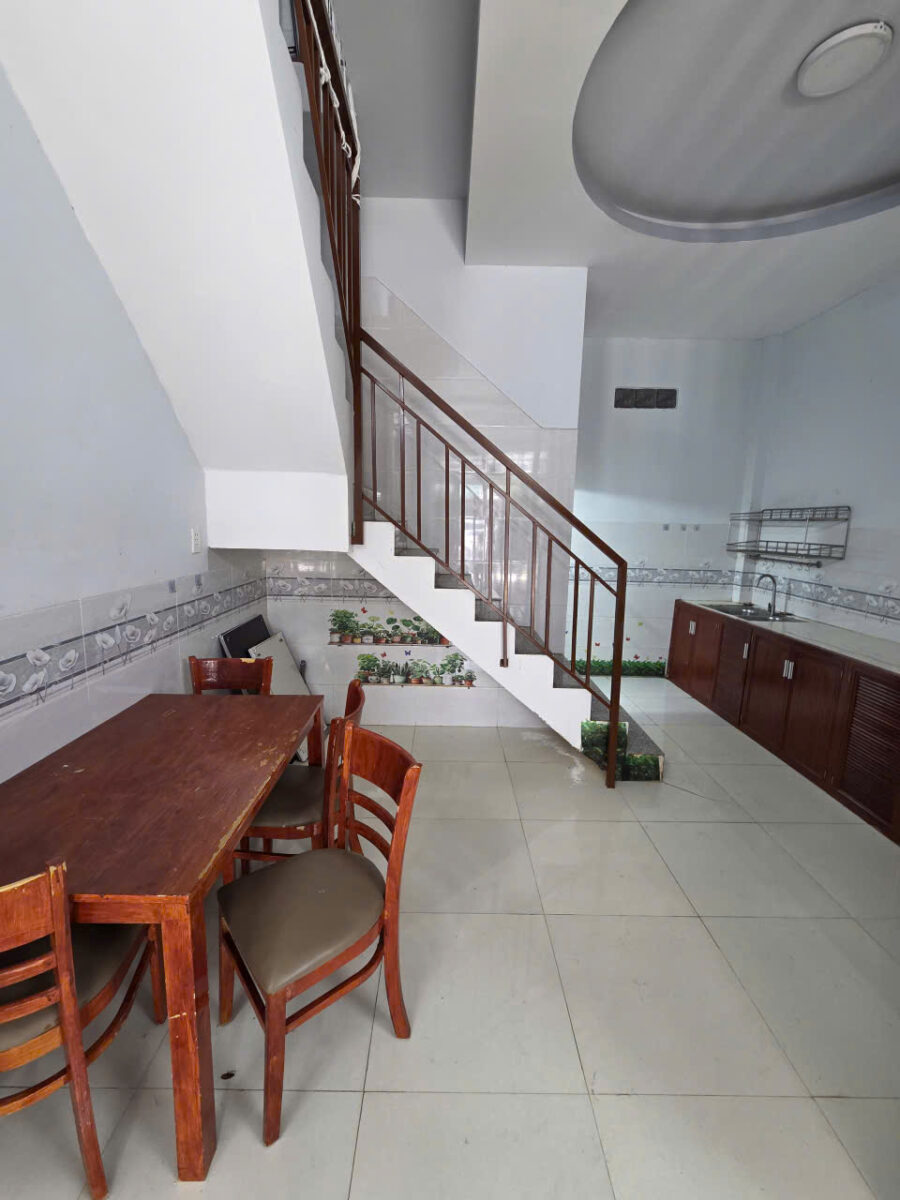 Bán nhà cấp 4 (4.3×14.9m), hẻm Trương Văn Vĩnh p. Tân Bình gần chợ Phú An