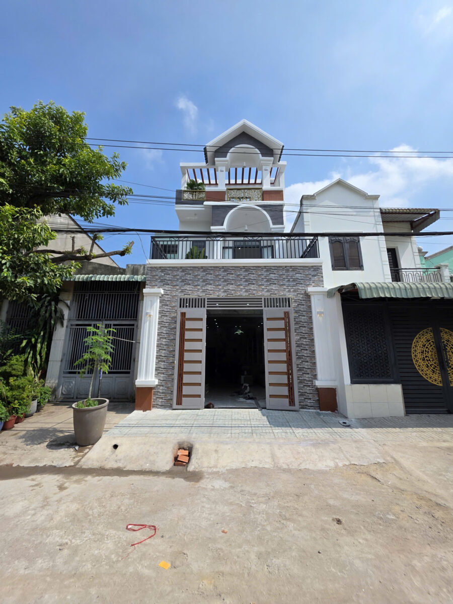 Bán nhà mới 1T1L 5x13.6m, KDC Công Nhân p. Bình Chuẩn, full nội thất