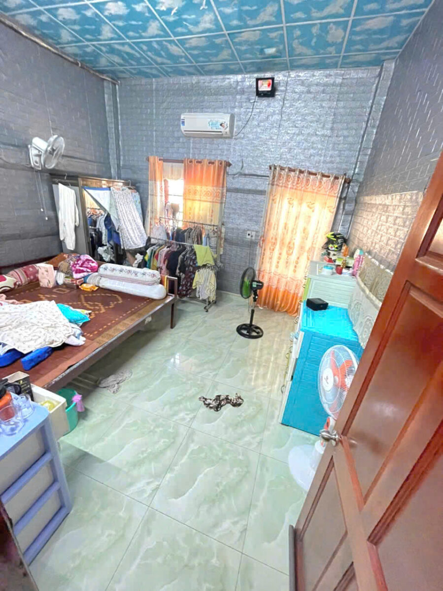Bán nhà 1T1L 4.5x30m, mặt tiền Nguyễn Hữu Cảnh kế trường cấp 1,2 (Sầm uất)