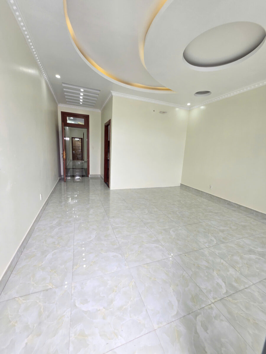 Bán nhà 1T2L 5.4x32m, mặt tiền Nguyễn Thị Tươi p. Tân Bình