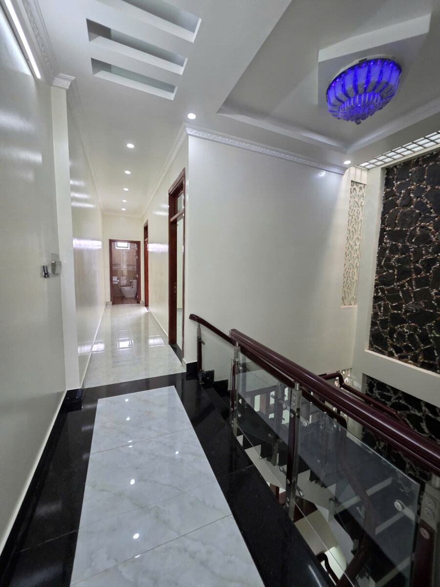 Bán nhà 1T2L 5.4x32m, mặt tiền Nguyễn Thị Tươi p. Tân Bình